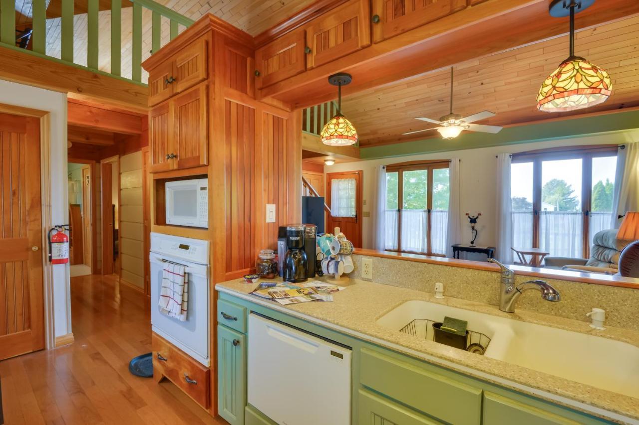Warm And Cozy Clayton Cabin Near St Lawrence River! Exteriör bild