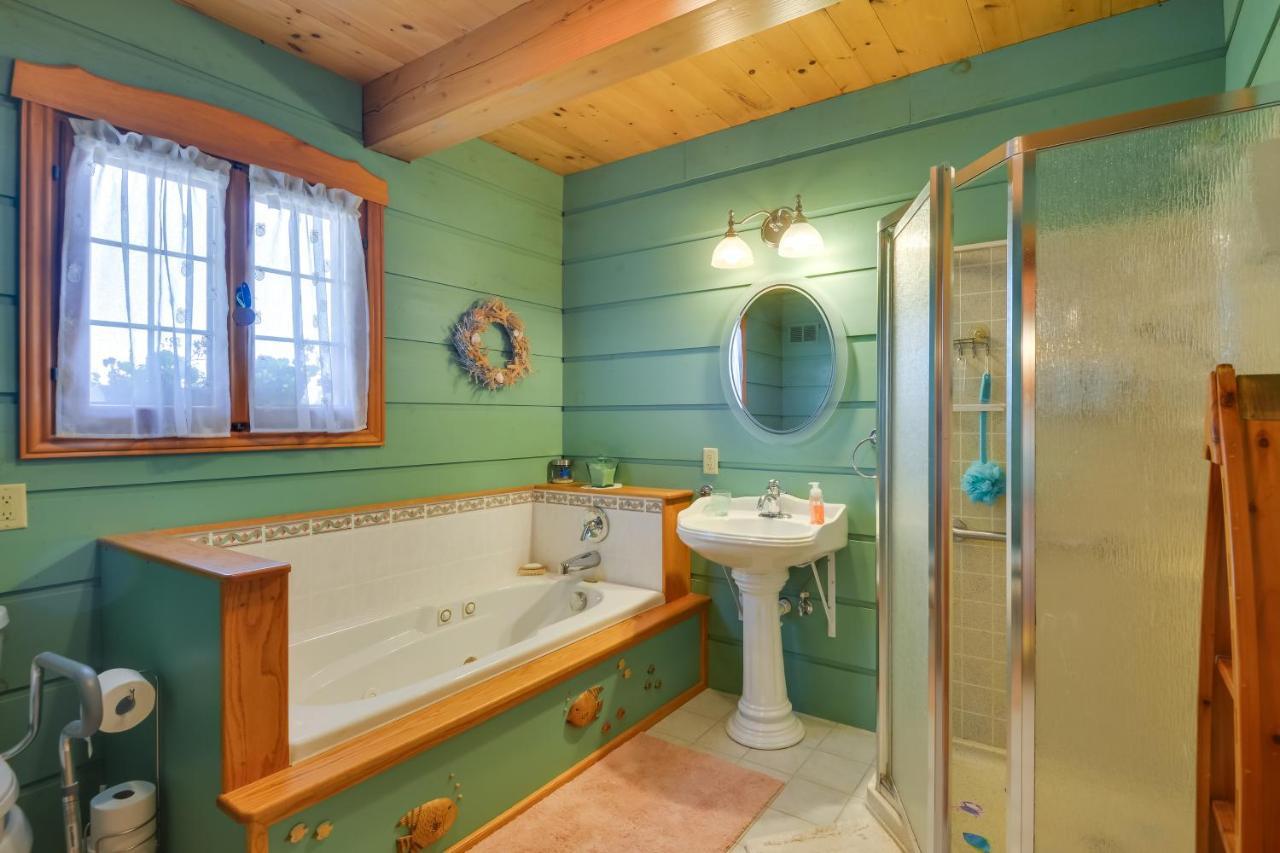 Warm And Cozy Clayton Cabin Near St Lawrence River! Exteriör bild