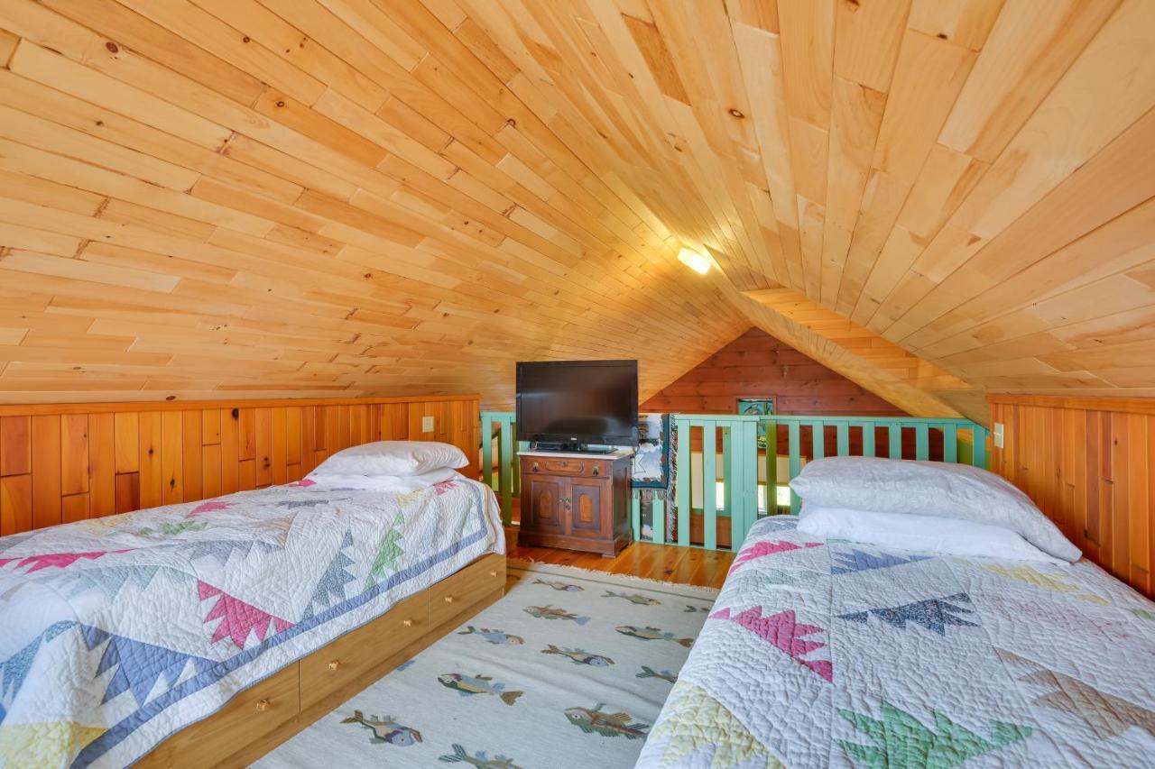 Warm And Cozy Clayton Cabin Near St Lawrence River! Exteriör bild